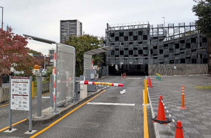 EV充電器　外観