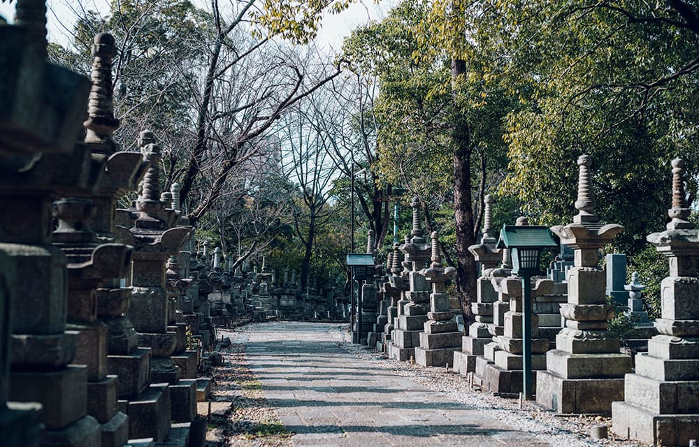 墓地参道