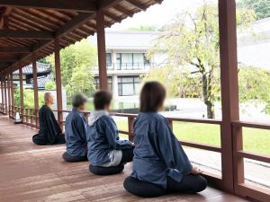 いのちの修行一日体験紹介写真_瞑想